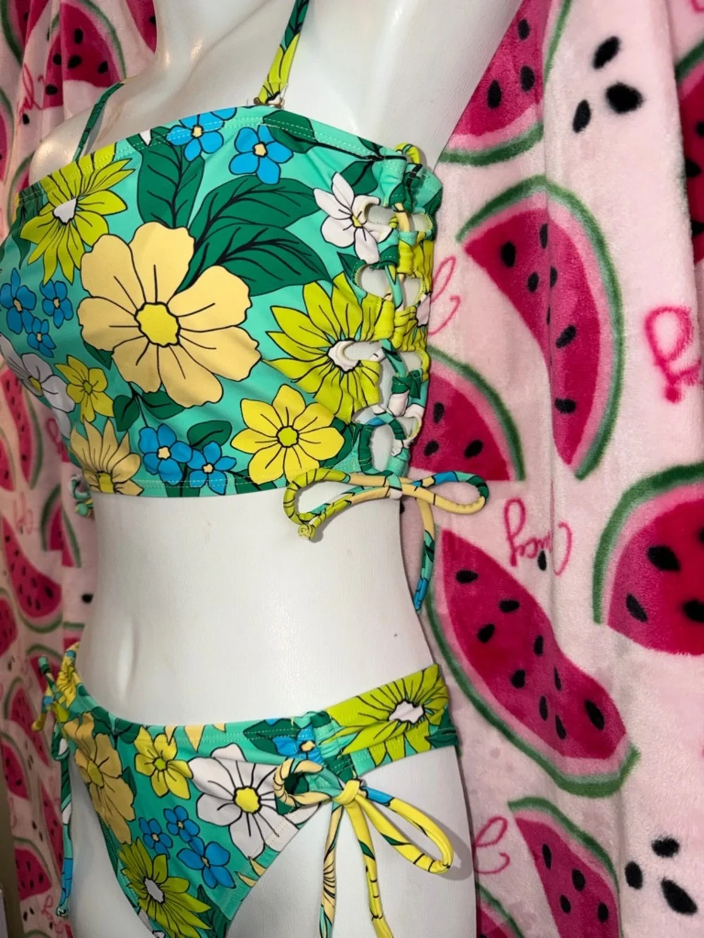 No Boundaries bright floral